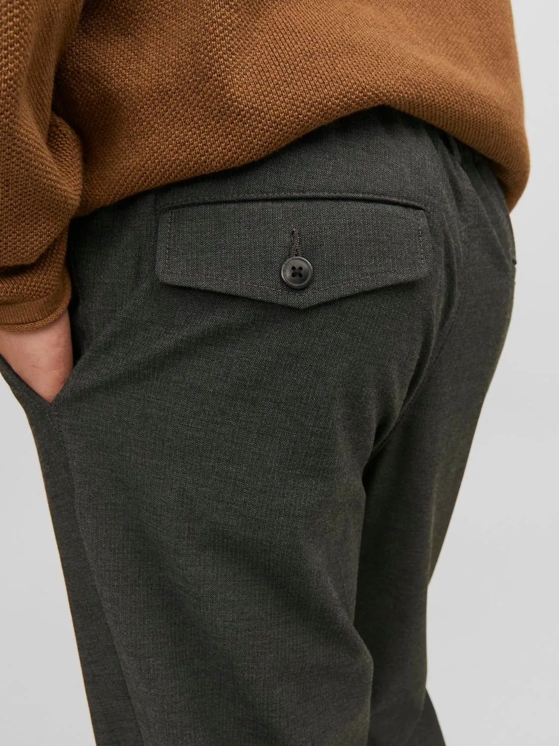 Pantalones chinos Corte regular | Gris oscuro | Jack & Jones®