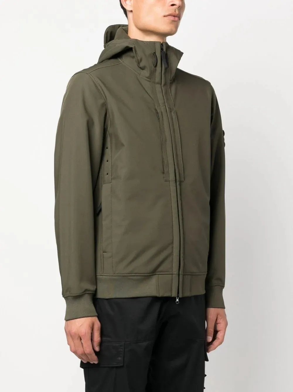 STONE ISLAND Q0122 SOFT SHELL-R_E.DYE® TECHNOLOGY RECYCLED POLYESTER JACKET OLIVE GREEN